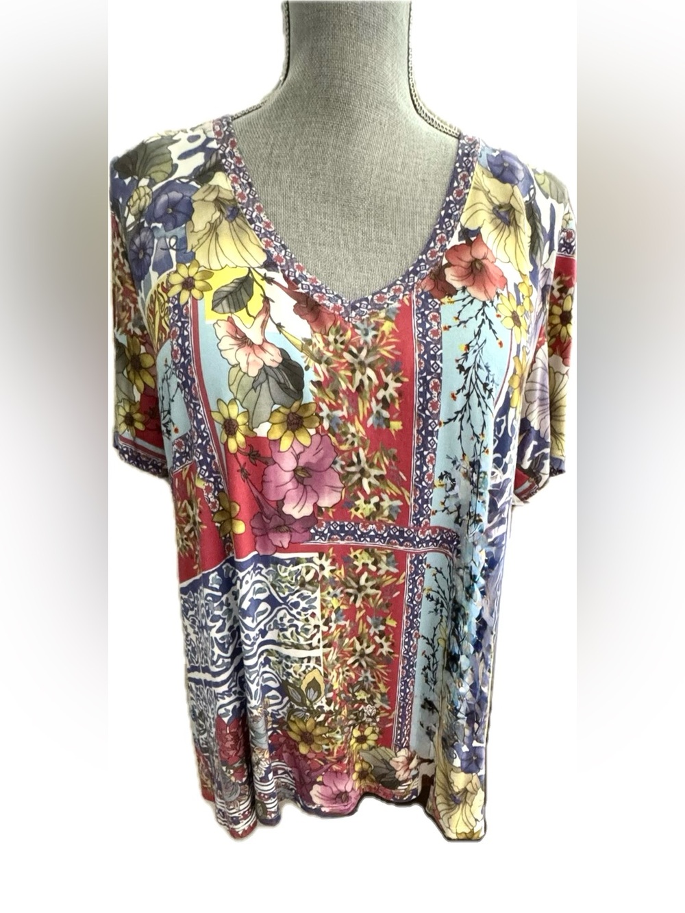 Johnny Was Multicolor Floral Patchwork V-Neck With Angled Hem. NWOT